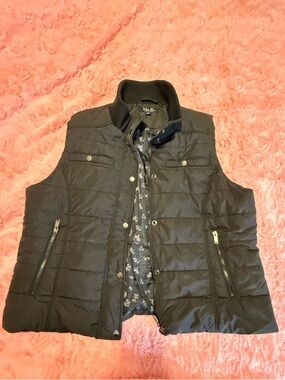 NWT Mo.Ka Black Quilted Puffer Vest with Stand Collar